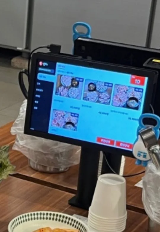 테이블오더(티오더) 12대 양도합니다. (현금지원 있음)