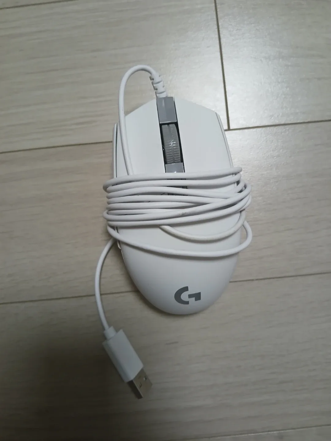 로지텍 G102 화이트 마우스