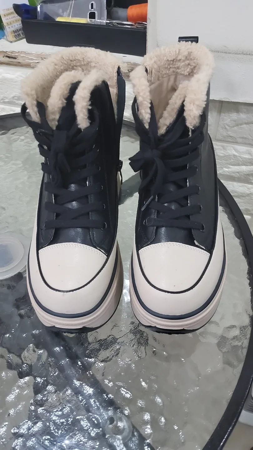 컨버스 스타일 털 안감 하이탑 운동화