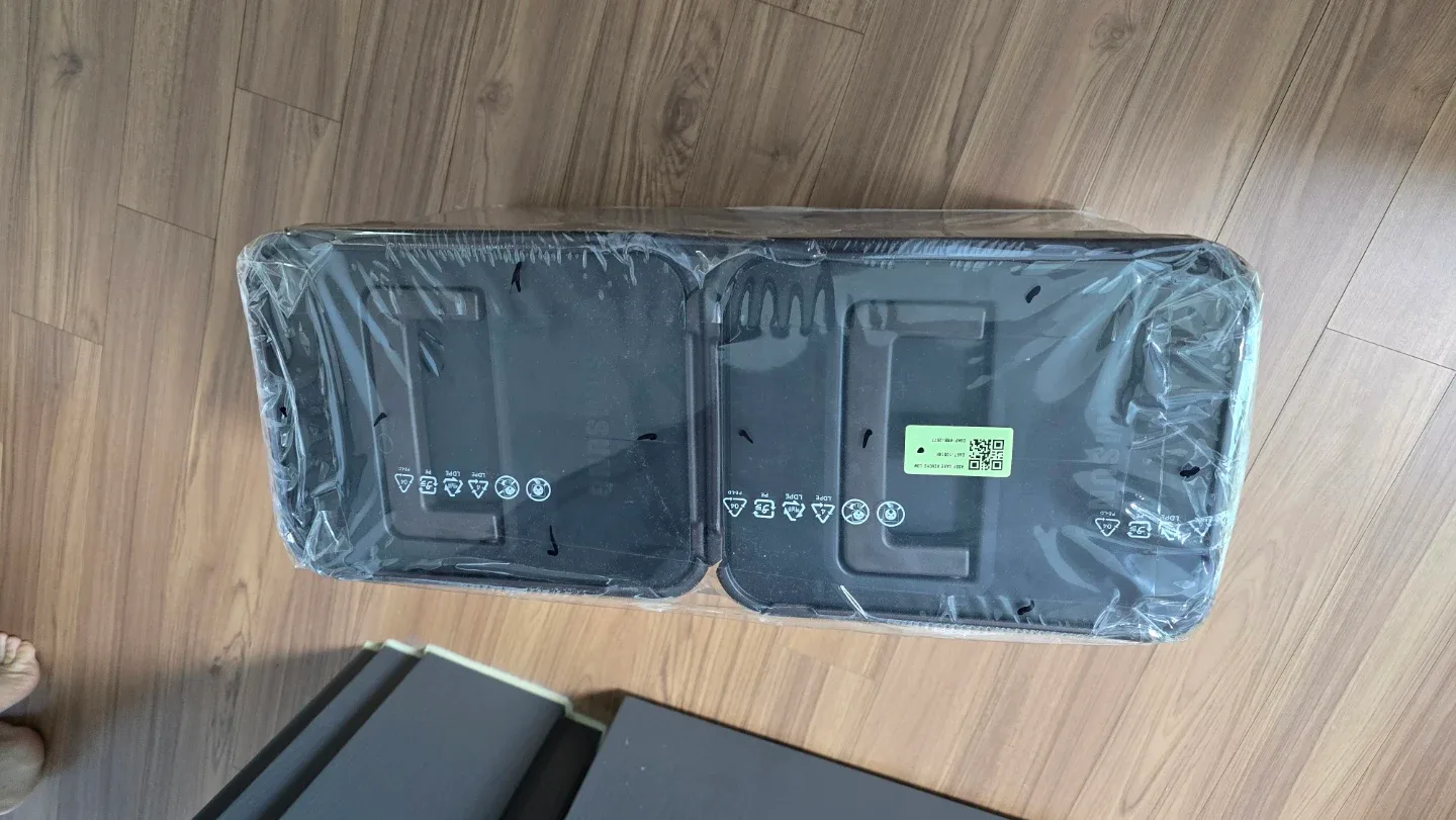 삼성 김치통 새상품 2개