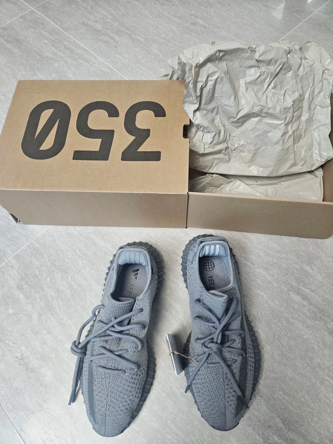 아디다스 이지부스트 350 V2 스틸 그레이 260 (새제품)