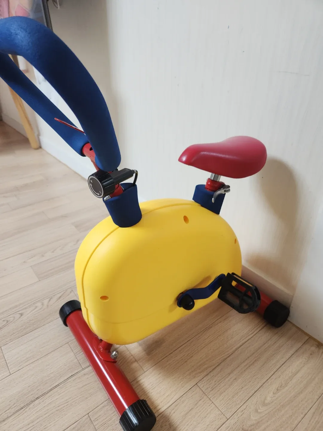 어린이 실내 자전거