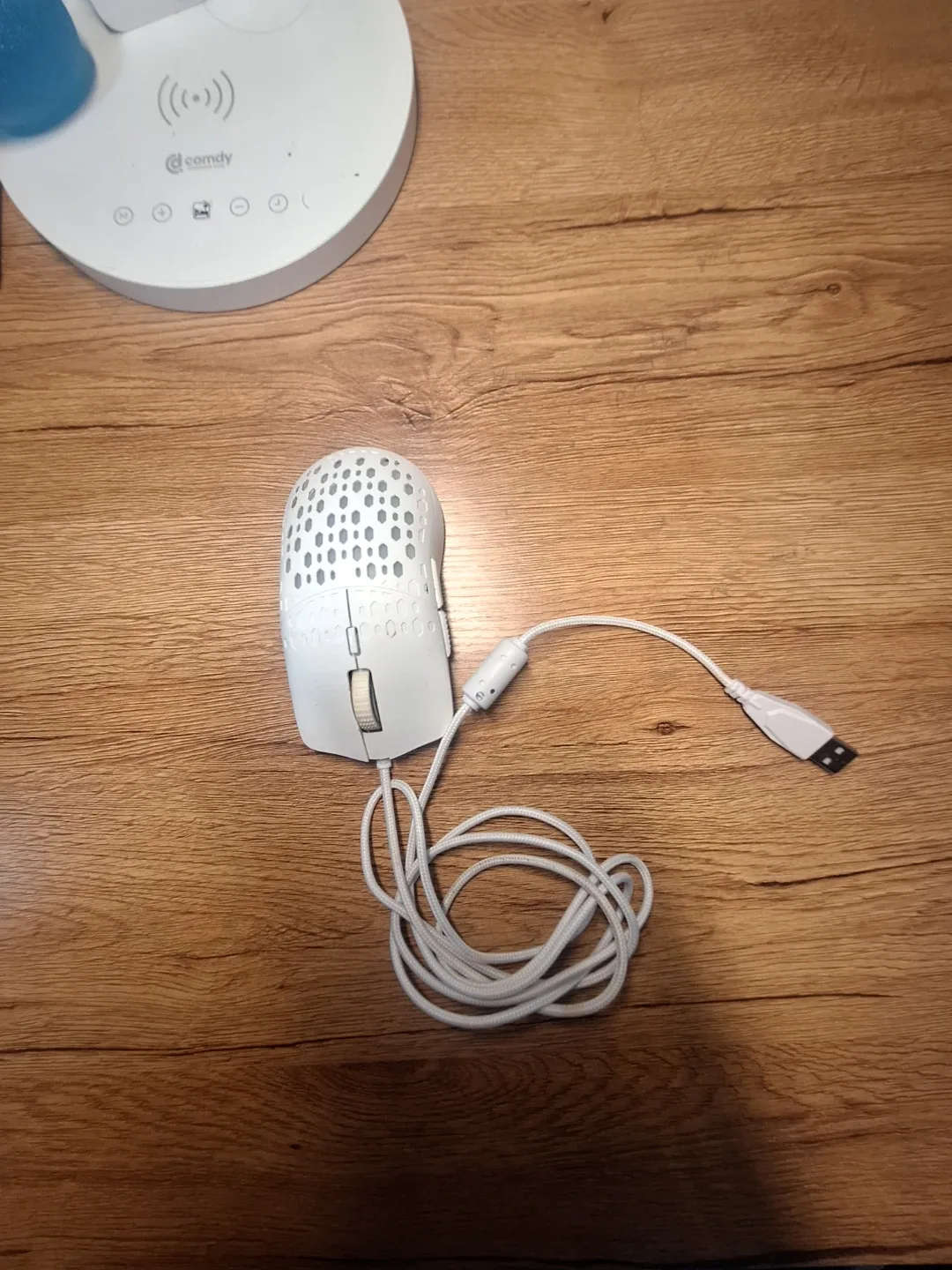 글로리어스 Model O 유선 게이밍 마우스