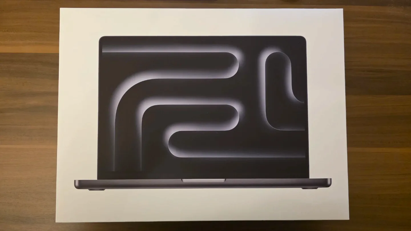 맥북 프로 14인치 M5 미개봉 + 애플케어플러스