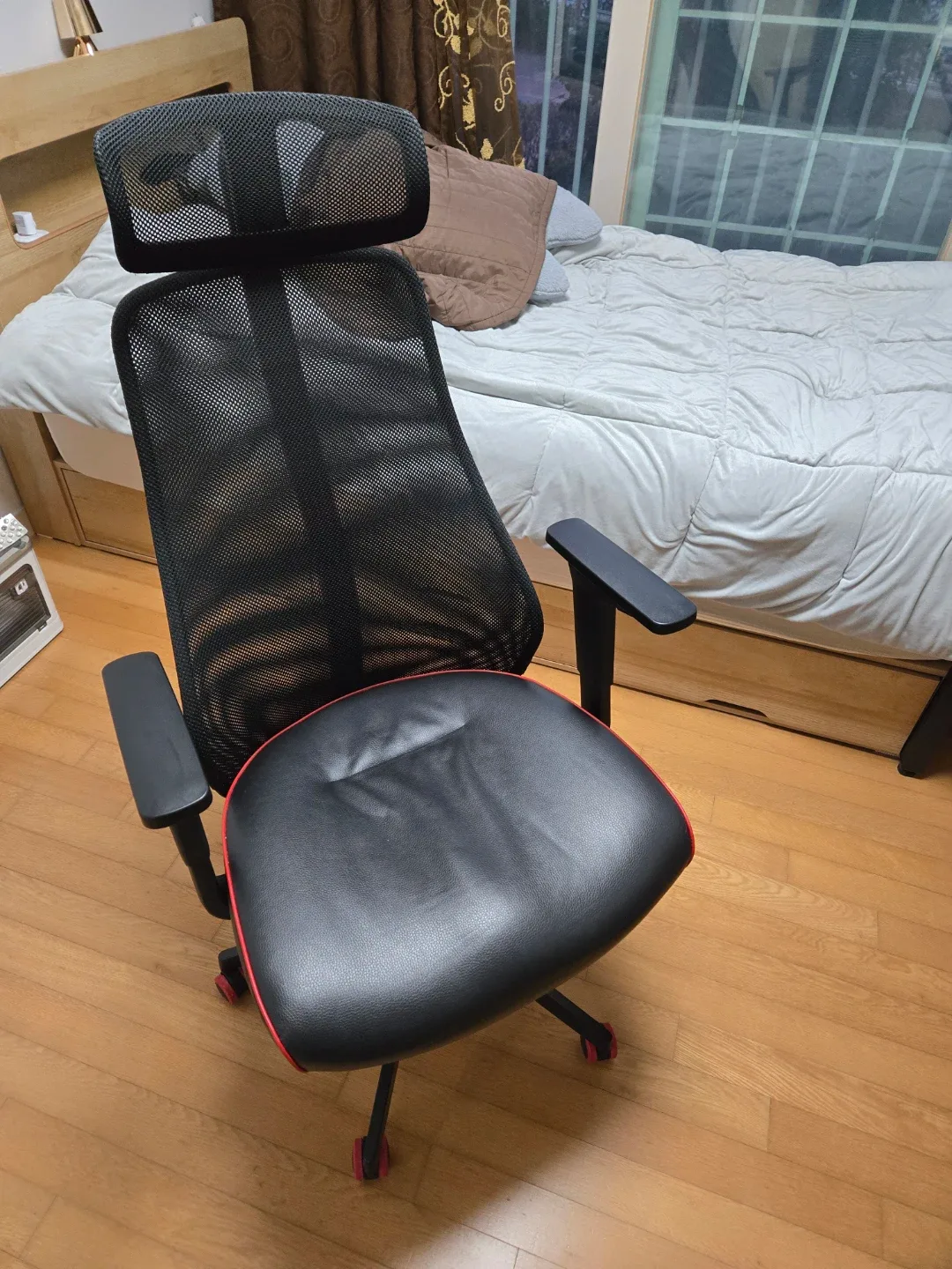 IKEA 맛크스펠 게이밍 체어