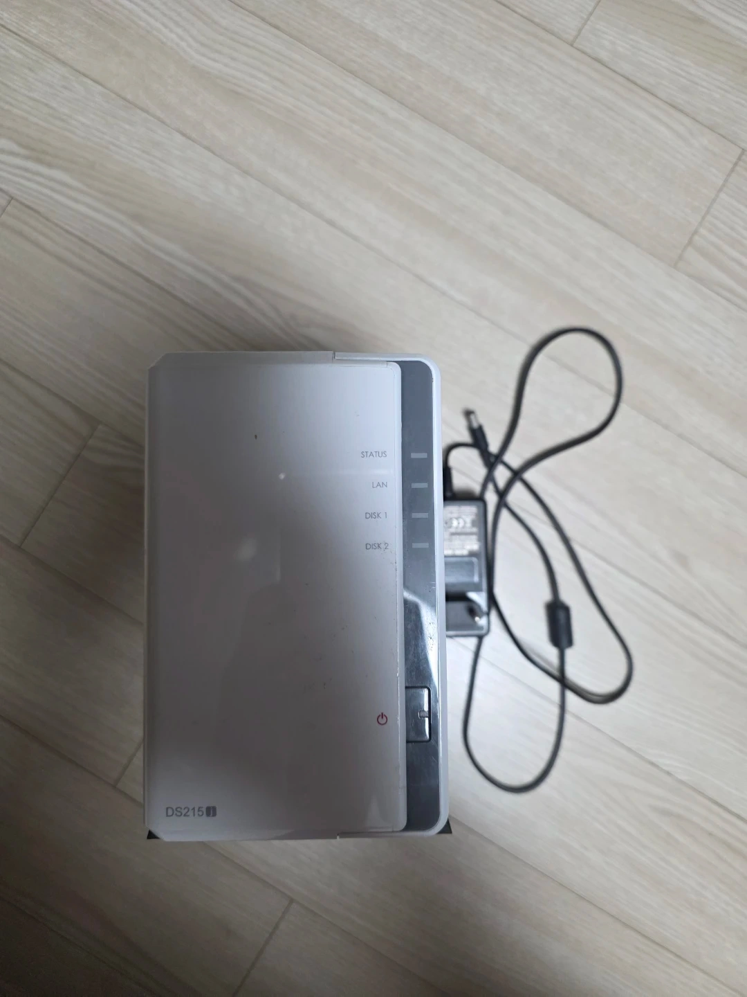 시놀로지 DS215j NAS