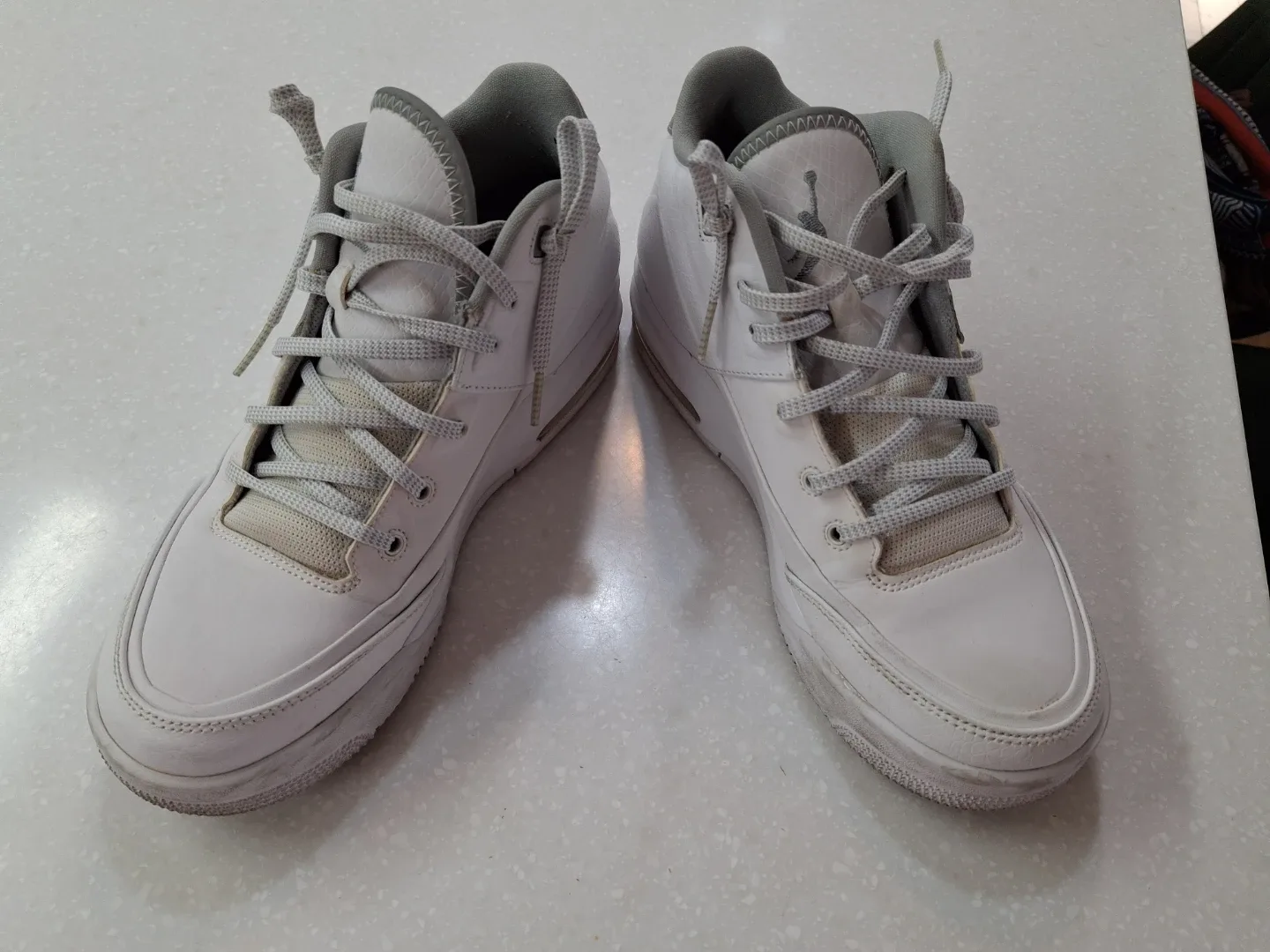 조던 흰색 코트화 스타일 운동화