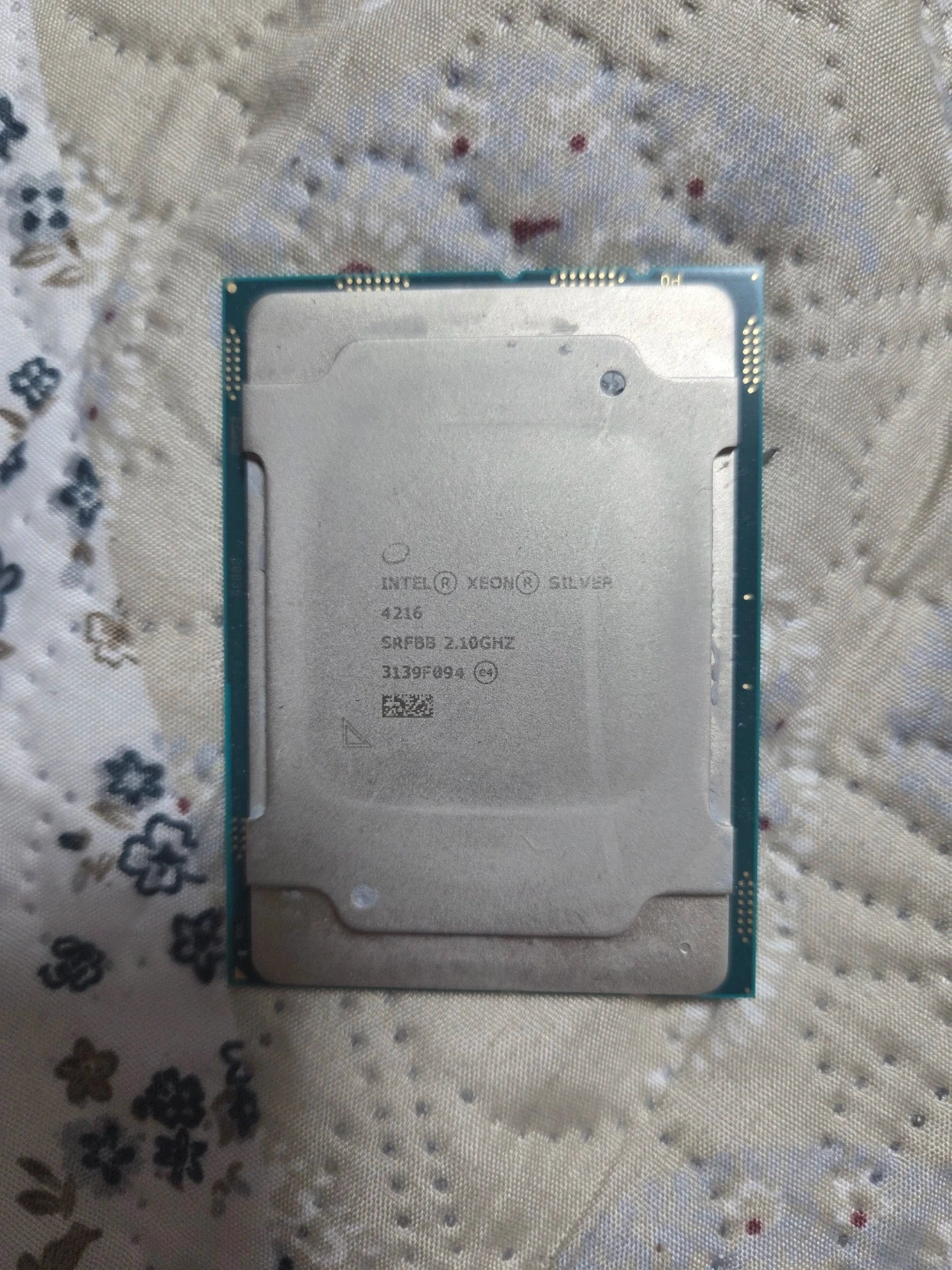 인텔 제온 실버 4216 CPU
