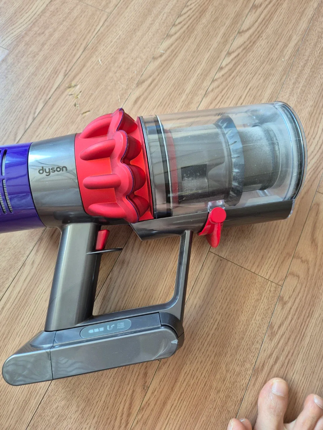 다이슨 V10 싸이클론 무선청소기