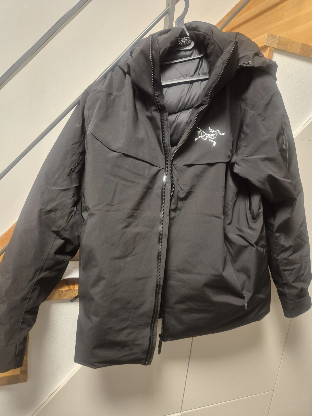 아크테릭스 마카이 블랙 패딩 XL