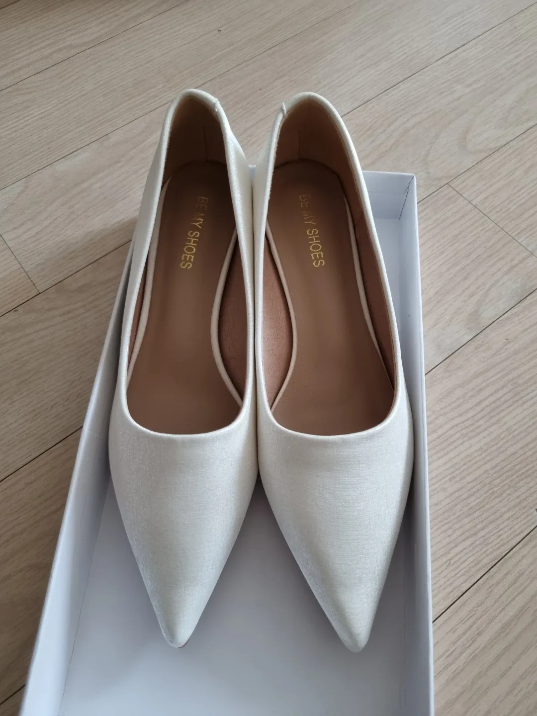 BE MY SHOES 화이트 웨딩슈즈 235mm