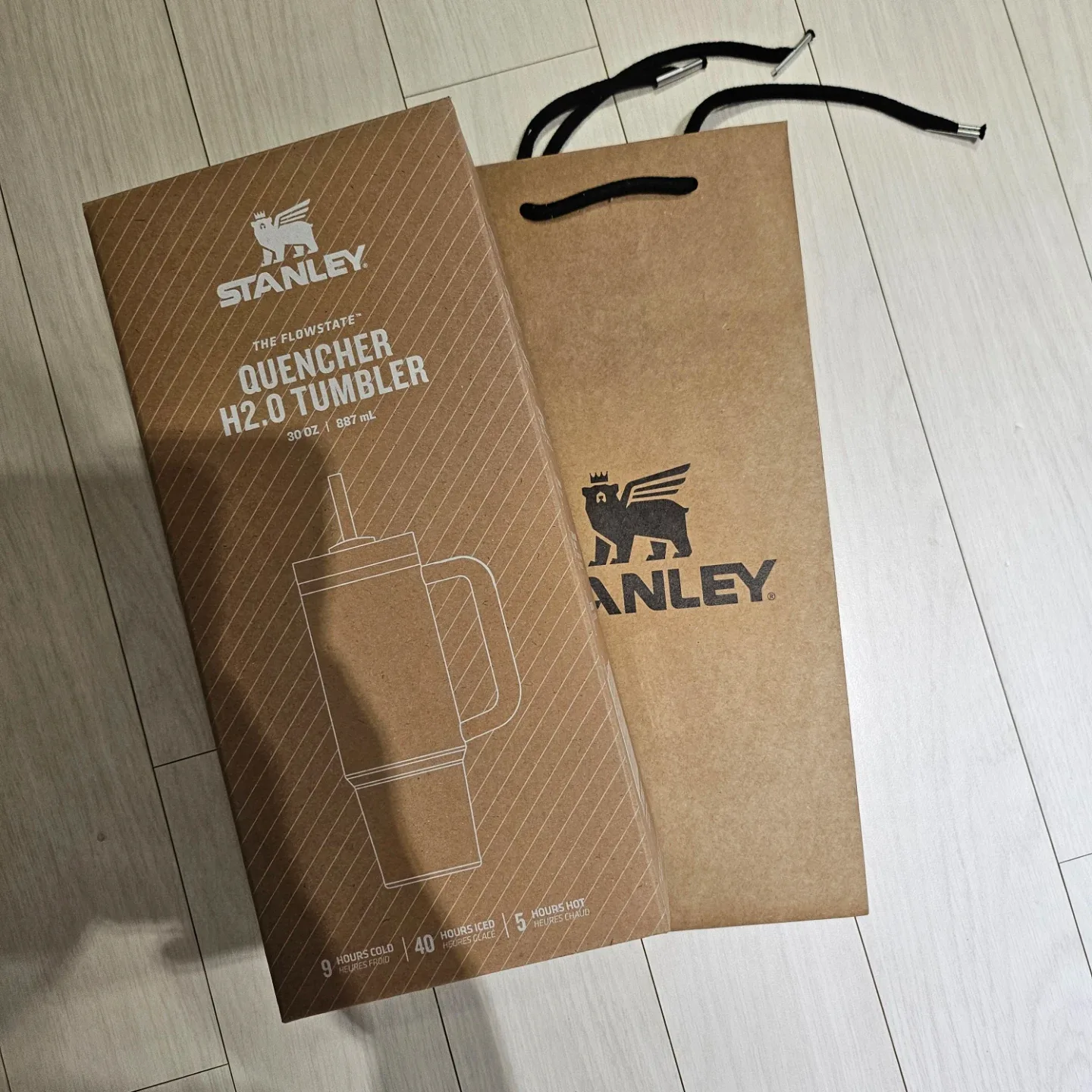 스탠리 퀜처 H2.0 텀블러 887ml 새상품