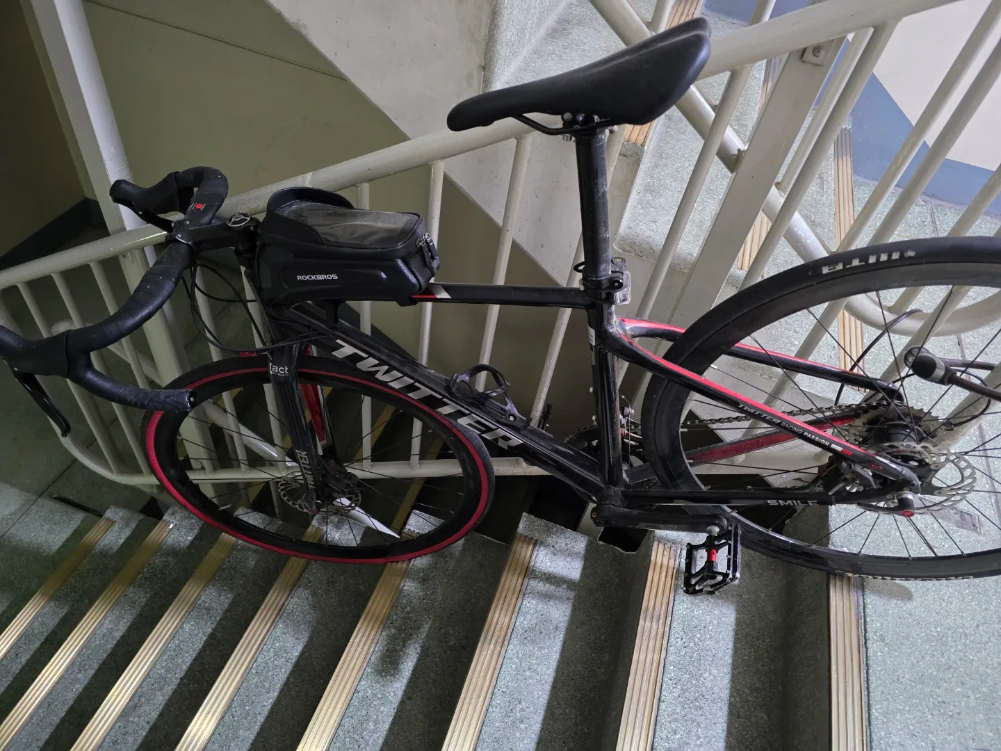 Twitter 로드 자전거