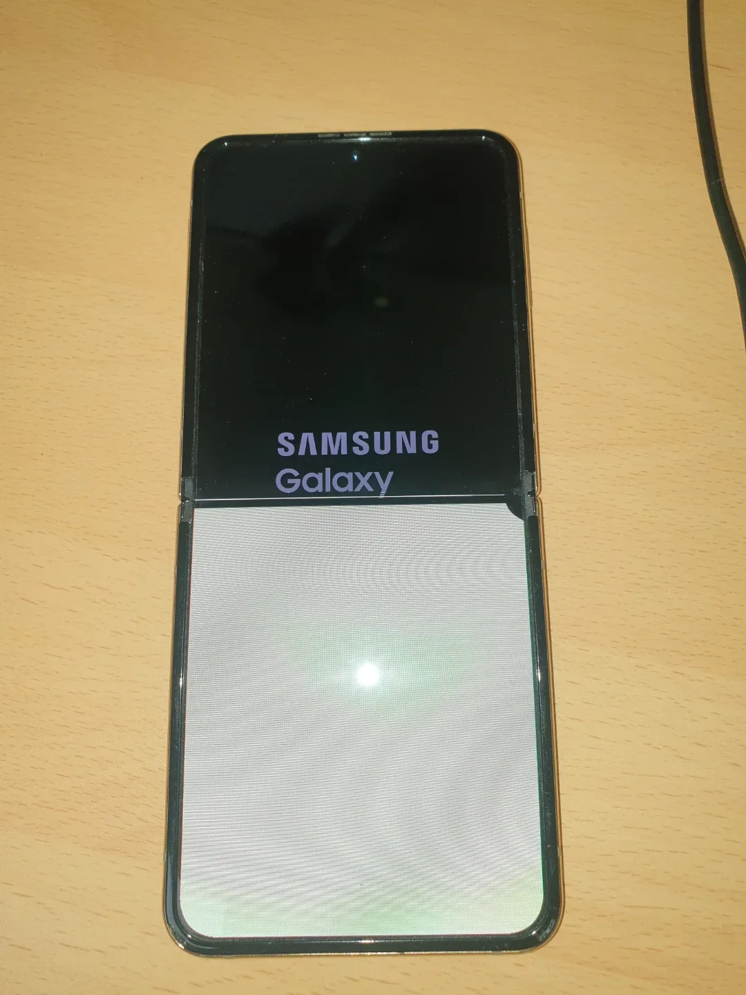 갤럭시 Z Flip4 512GB 부품용