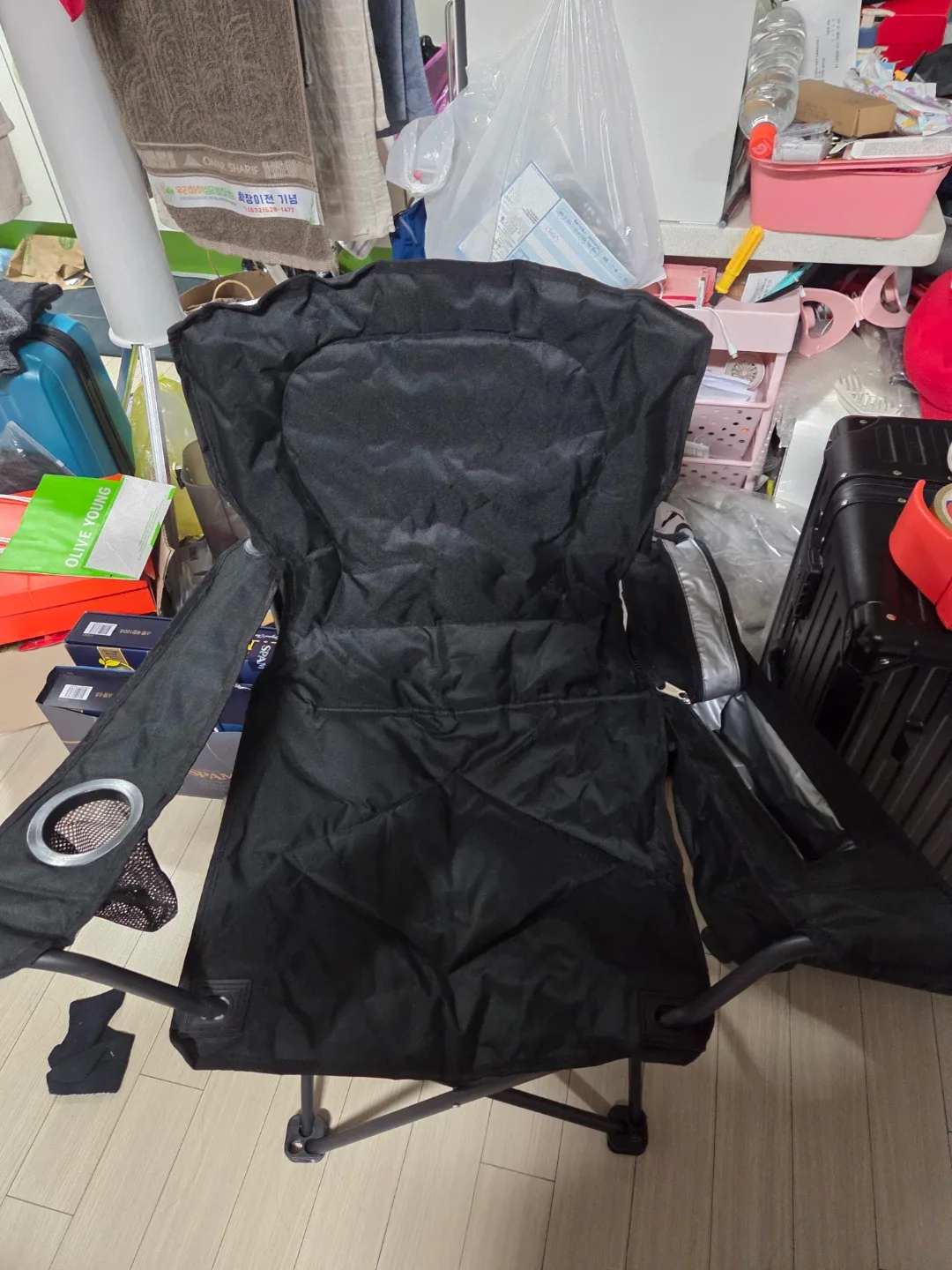 휴대용 접이식 캠핑 의자 (쿨러백)  새상품