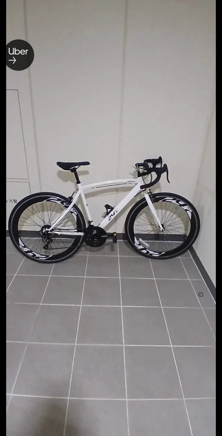 24C 흰색 로드 자전거