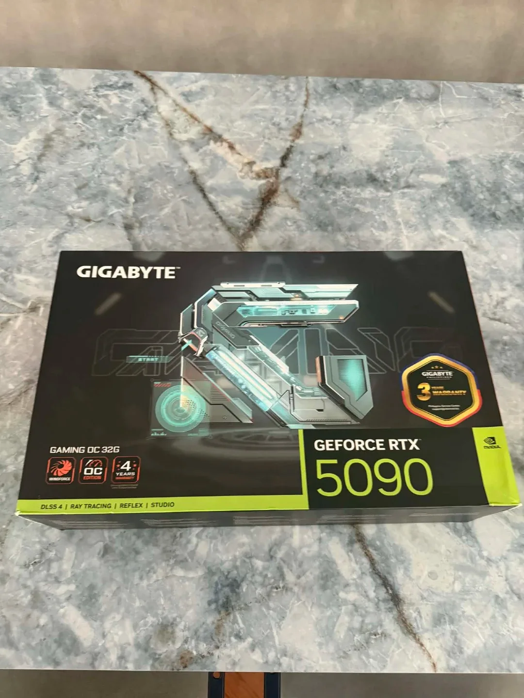 (미개봉)기가바이트 RTX 5090 GAMING OC 32G 새제품