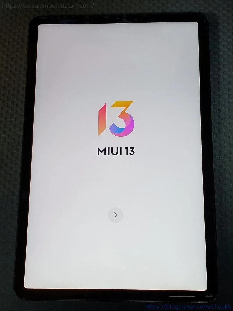 샤오미 미패드5 120mhz 8G렘 128G WiFi  팝니다.