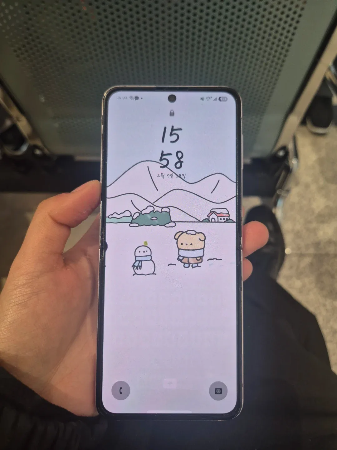 [ 긴급 ] 갤럭시 Z플립 5 512기가 라벤더 색상 급처분 합니다.