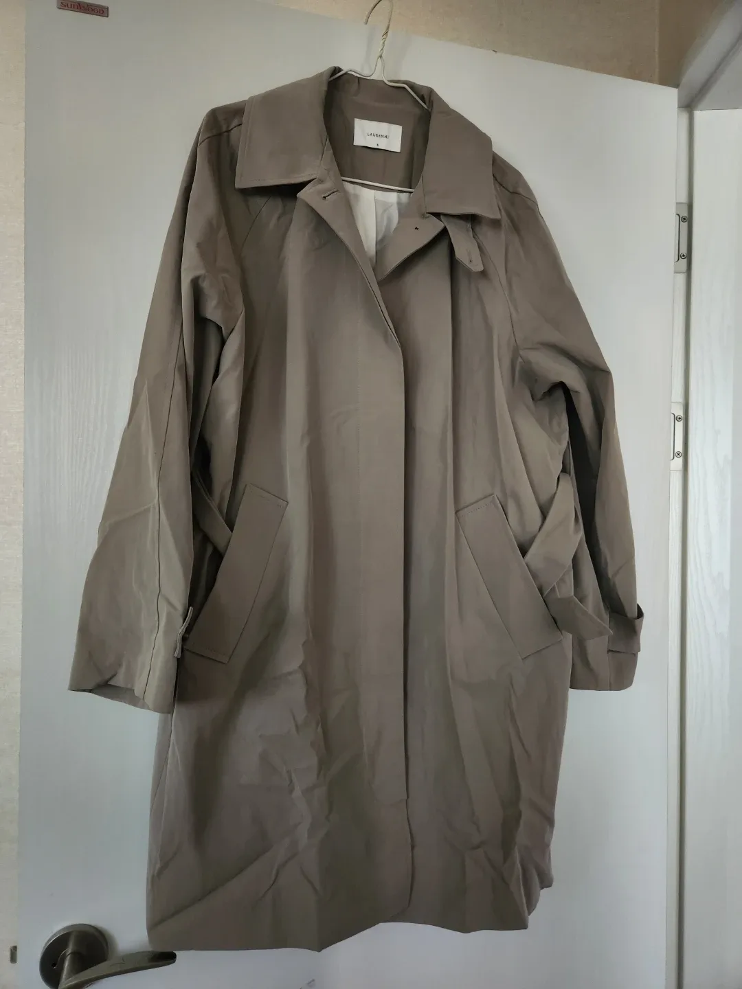 로렌하이트렌치 코트 S.