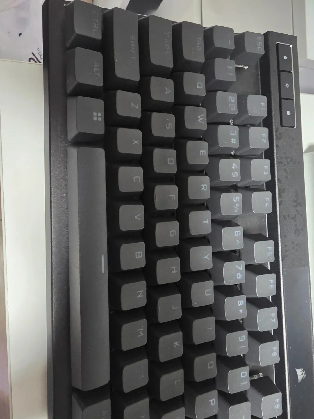 커세어 k70 max 자석축 키보드 팝니다