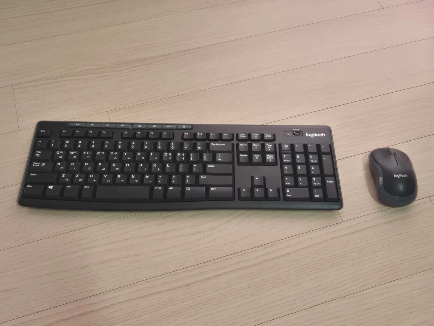 로지텍 무선 키보드 마우스 세트 정품
