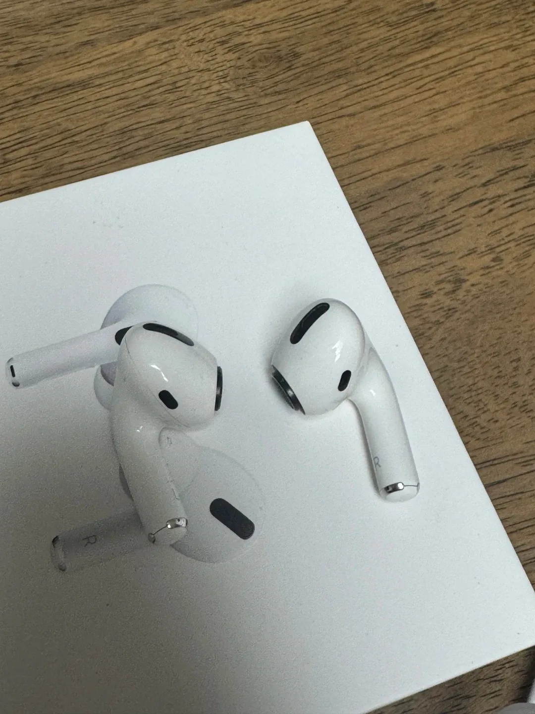 애플 에어팟 프로 1세대 유닛