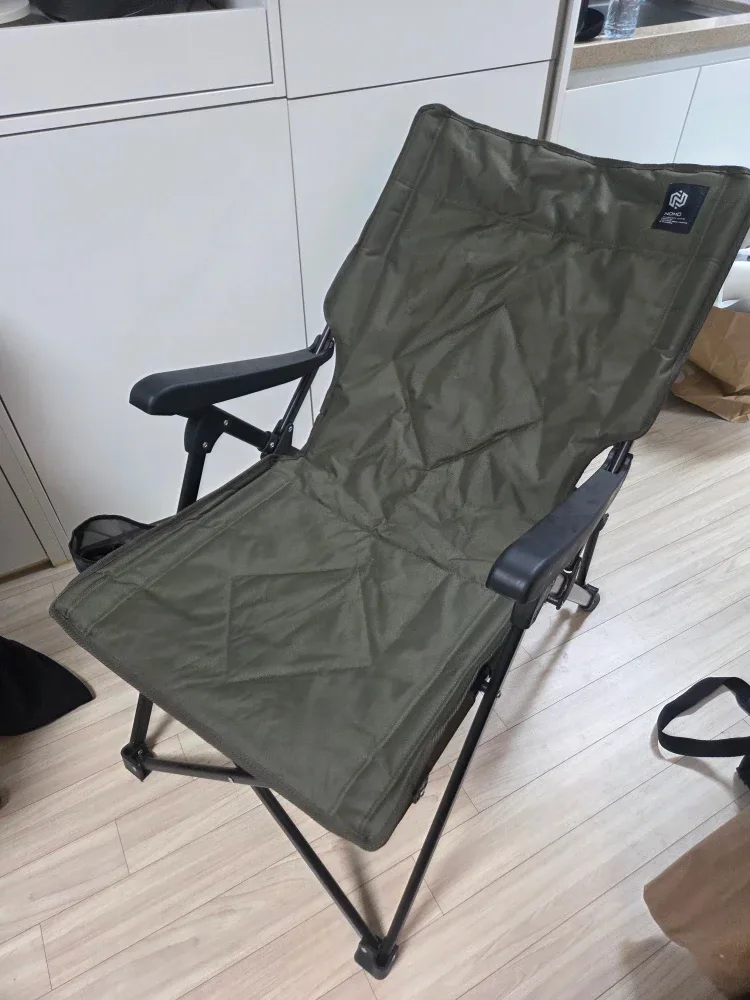 캠핑 의자 2개 판매 합니다.