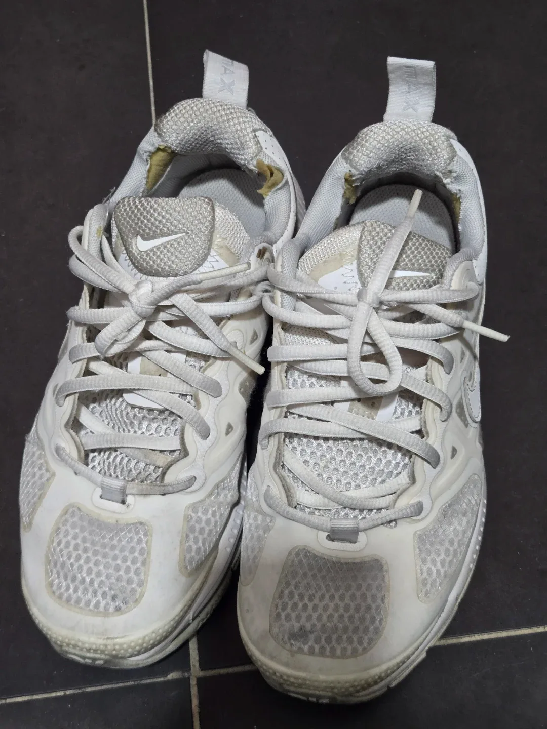 나이키 에어맥스 흰색 운동화