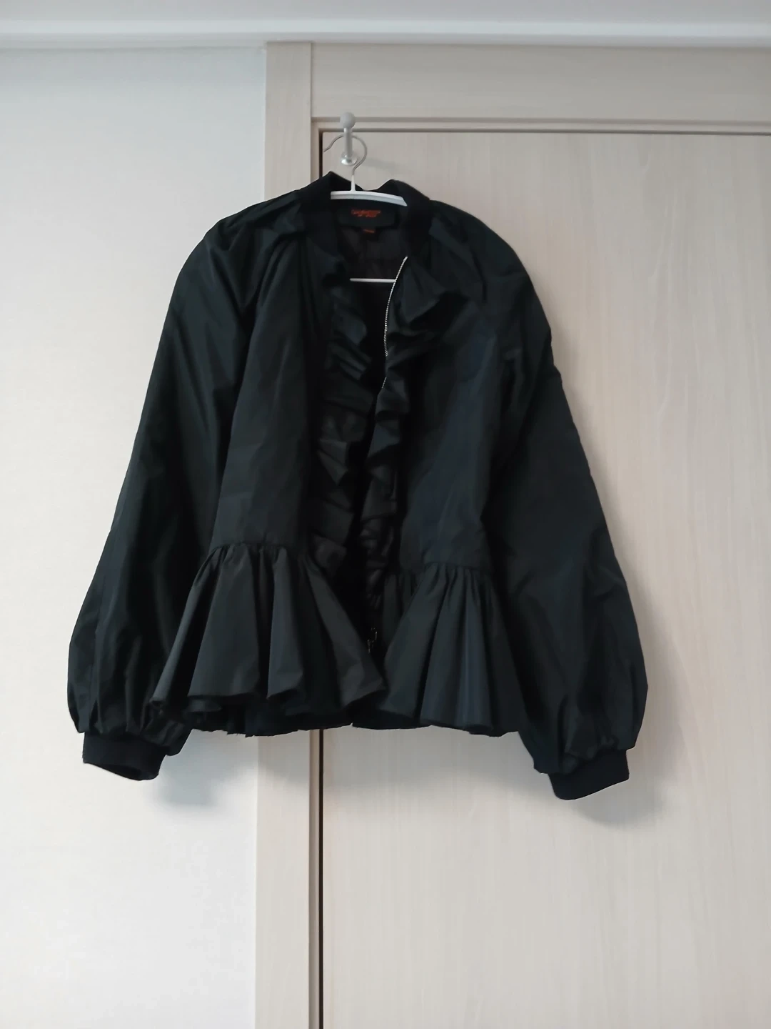 GIAMBATTISTA VALLI 지암바티스타발리 블랙 러플 자켓 40