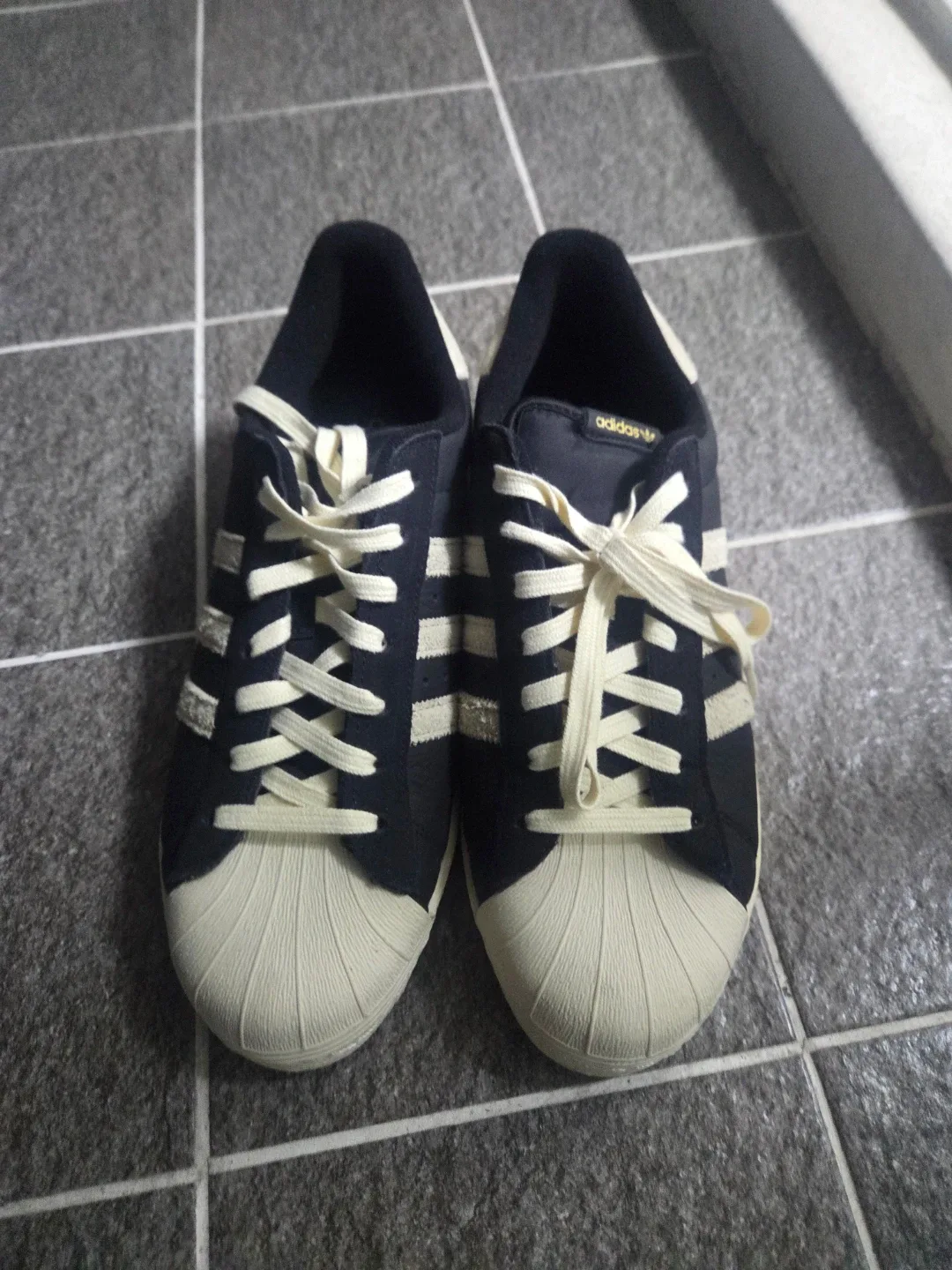 아디다스 슈퍼스타 블랙 운동화 285