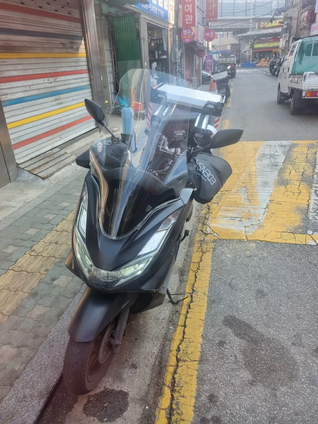 혼다 PCX125 블랙 배달 오토바이