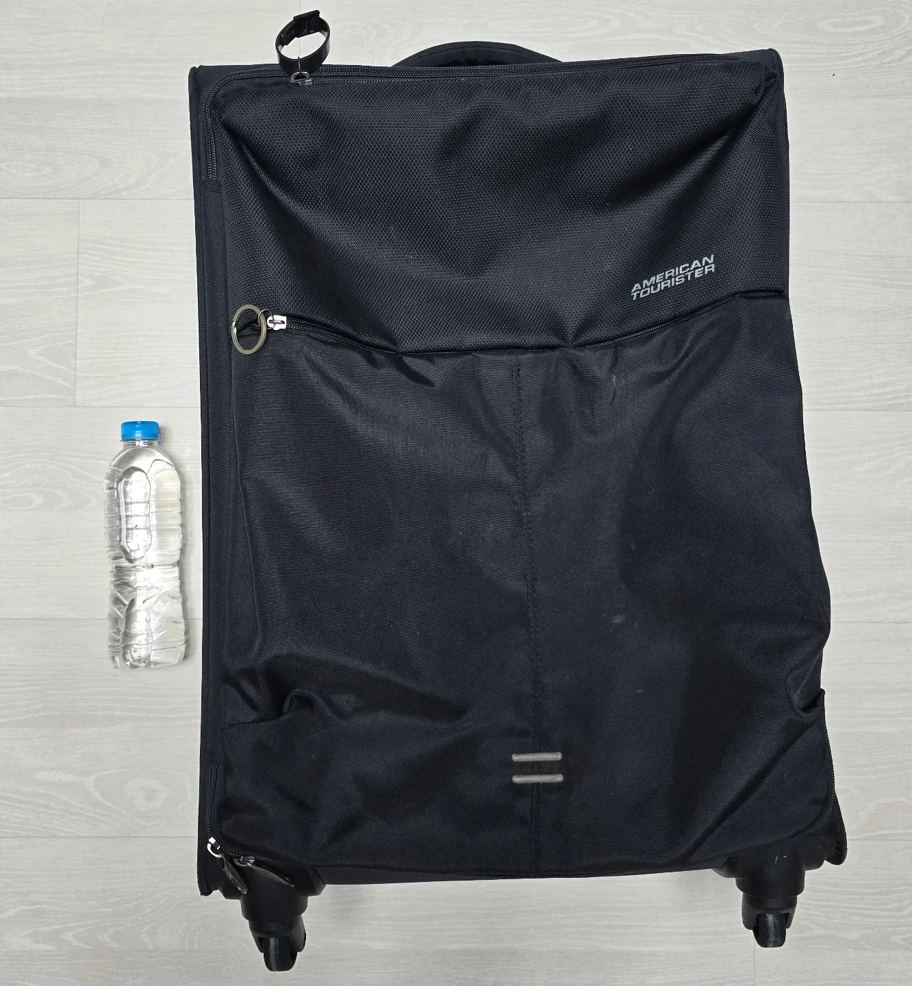 캐리어 가방 이케아 의자