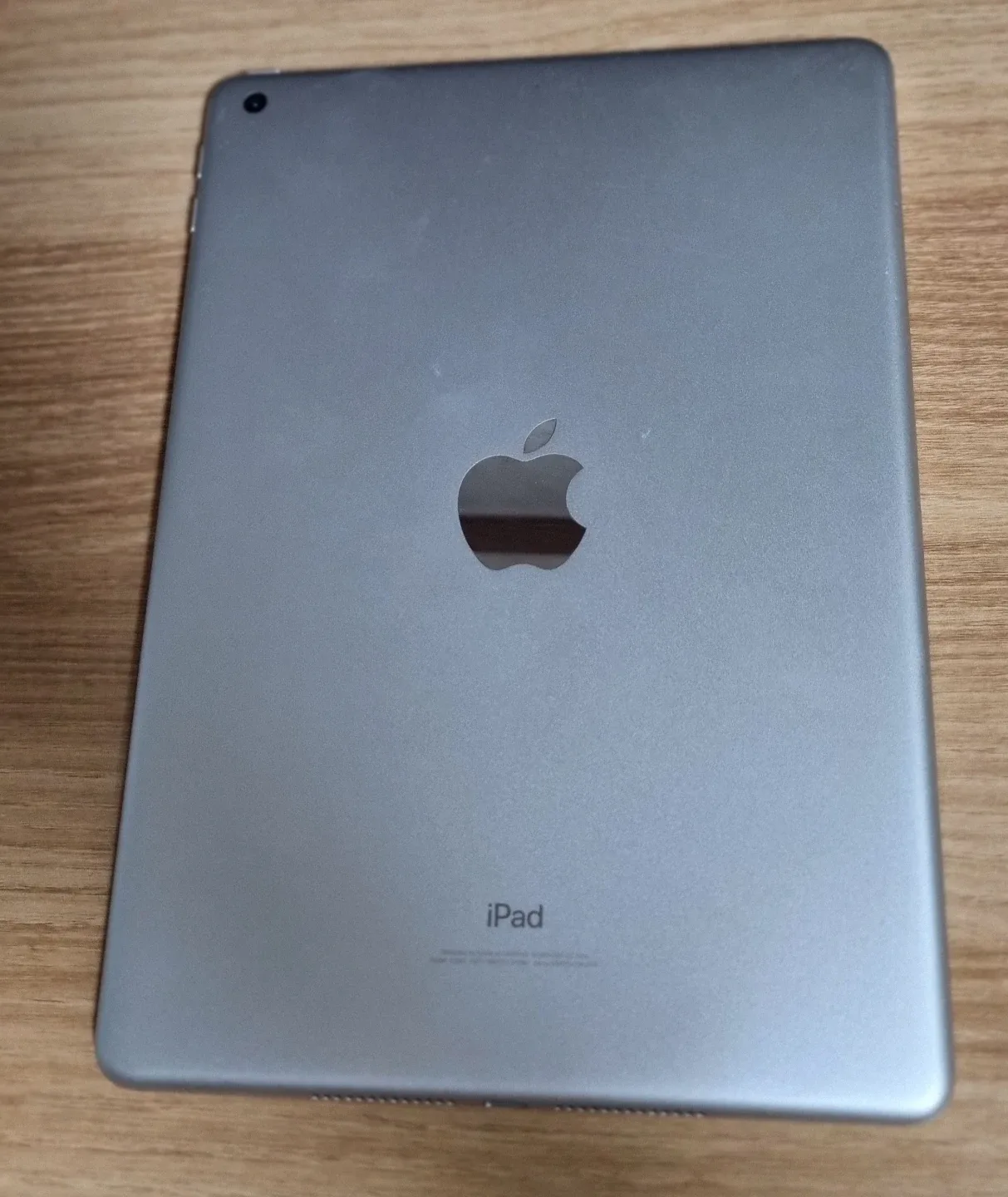 아이패드 6세대 32gb 팝니다