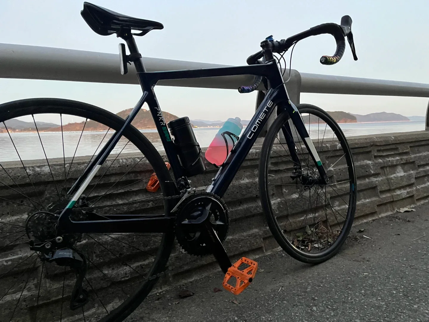 코메트 페인킬러 sld 105 12단 로드자전거