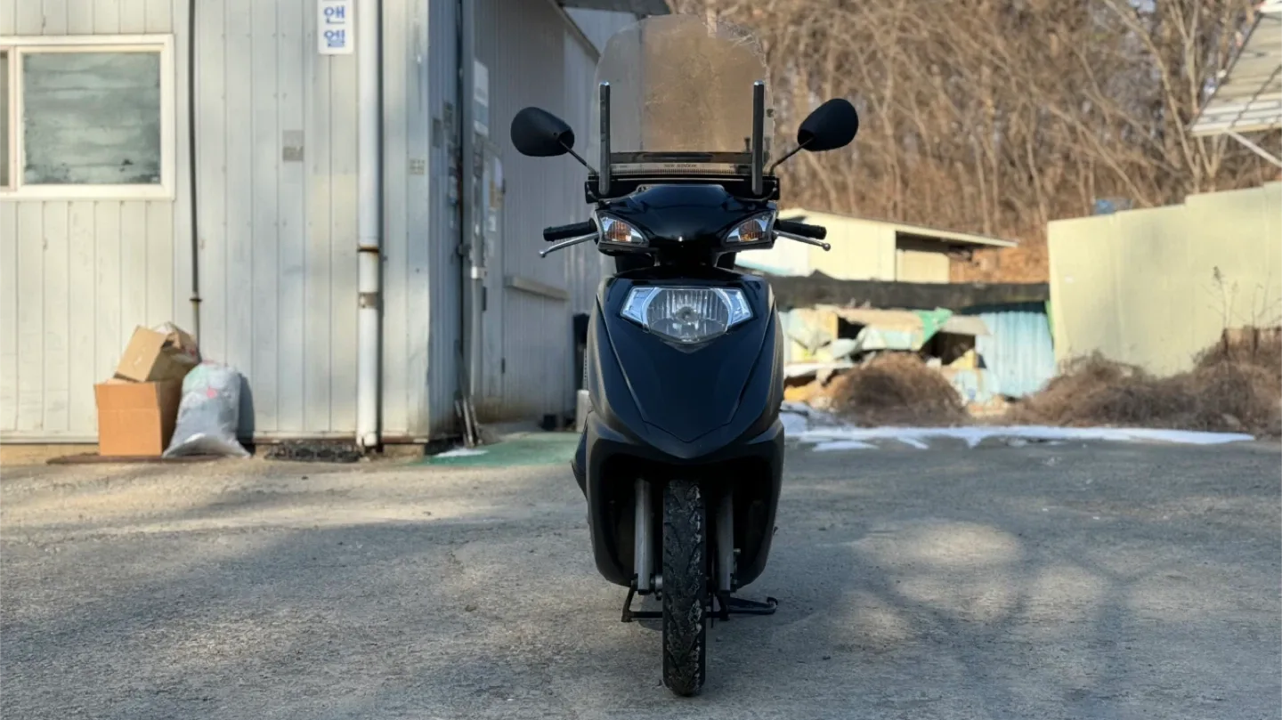 혼다 조이125 블랙 스쿠터 오토바이 저렴하게 판매힙니다 pcx125 nmax125