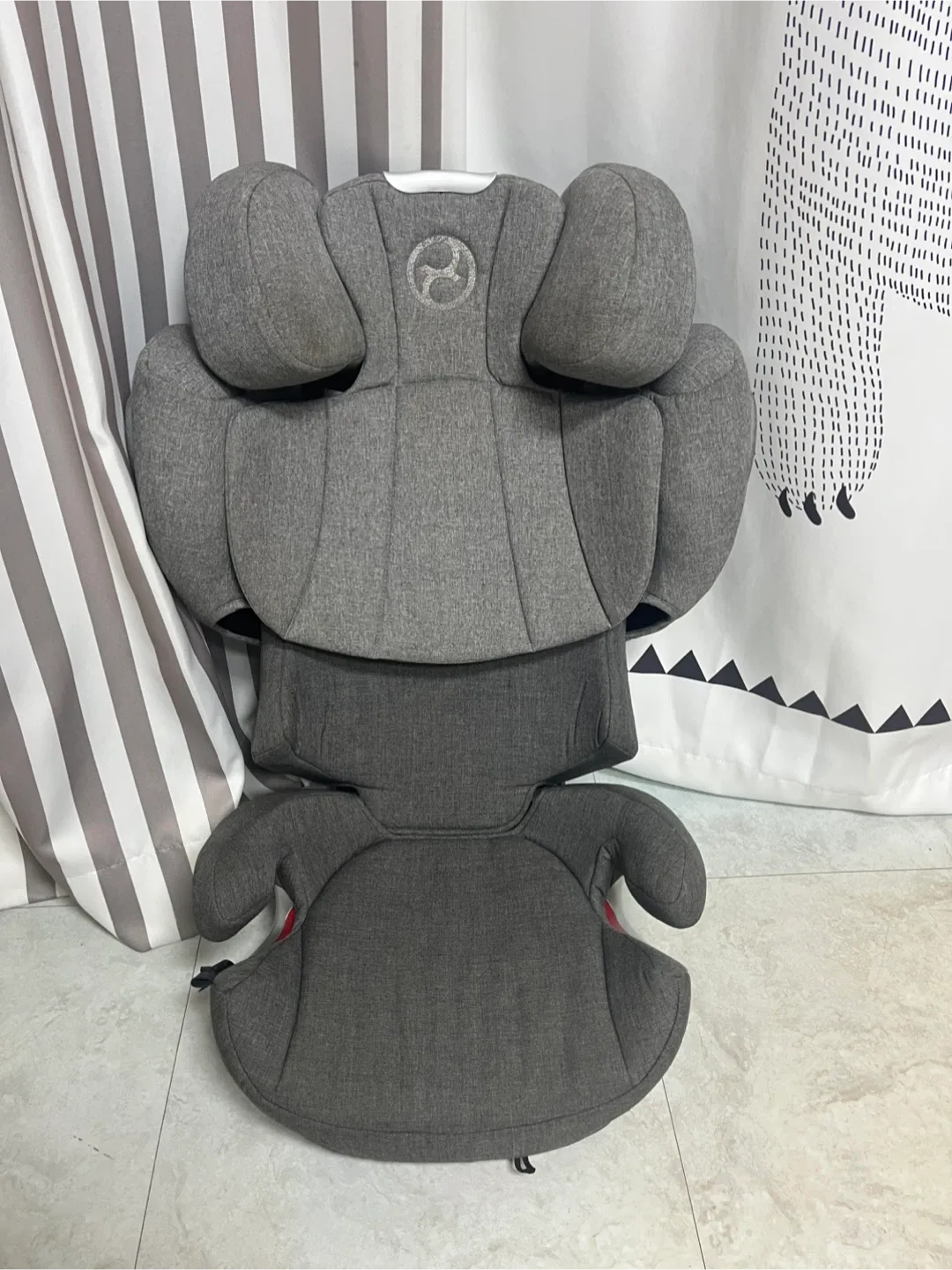 싸이벡스 카시트