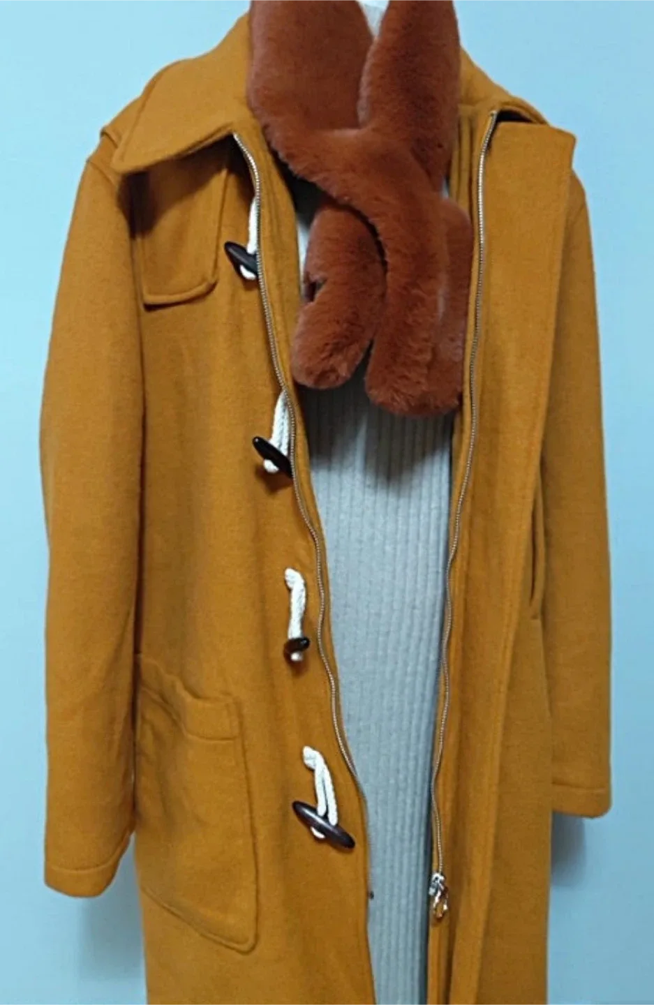 LUV IS TRUE 더플 코트