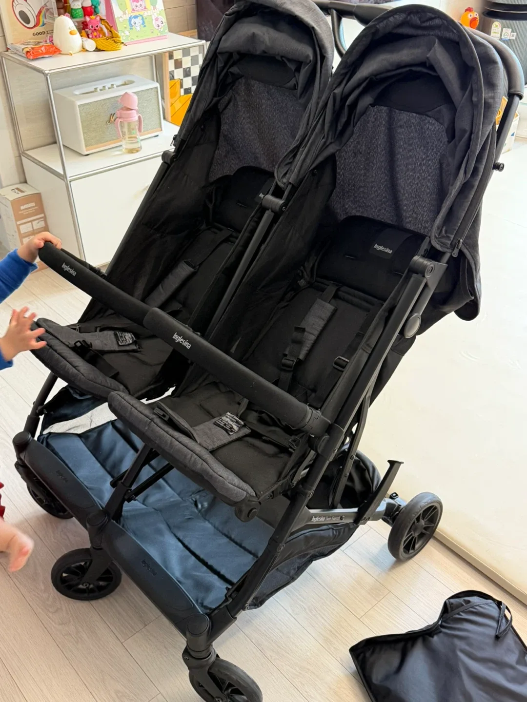 잉글레시나 트윈스케치 쌍둥이 유모차 블랙컬러