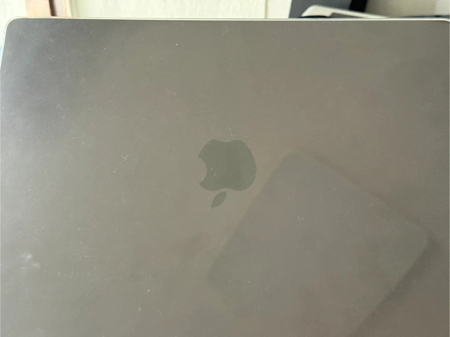 애플 맥북 프로 m3 18 512 스페이스블랙 컨디션 최상 판매합니다