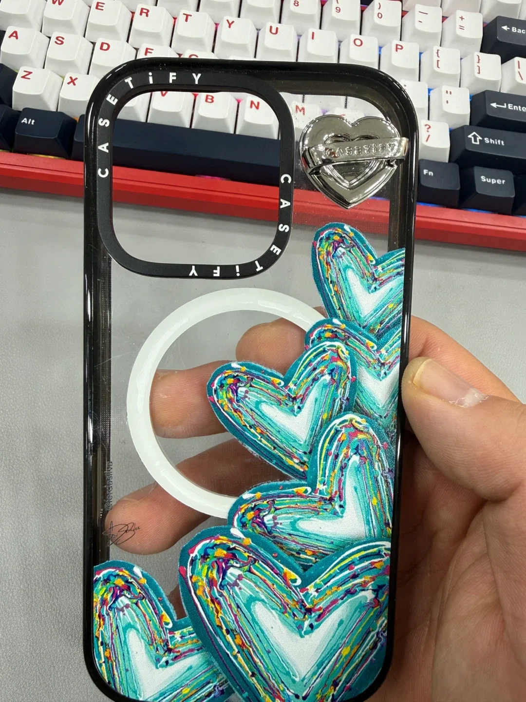 케이스티파이 하트 아이폰16프로 케이스