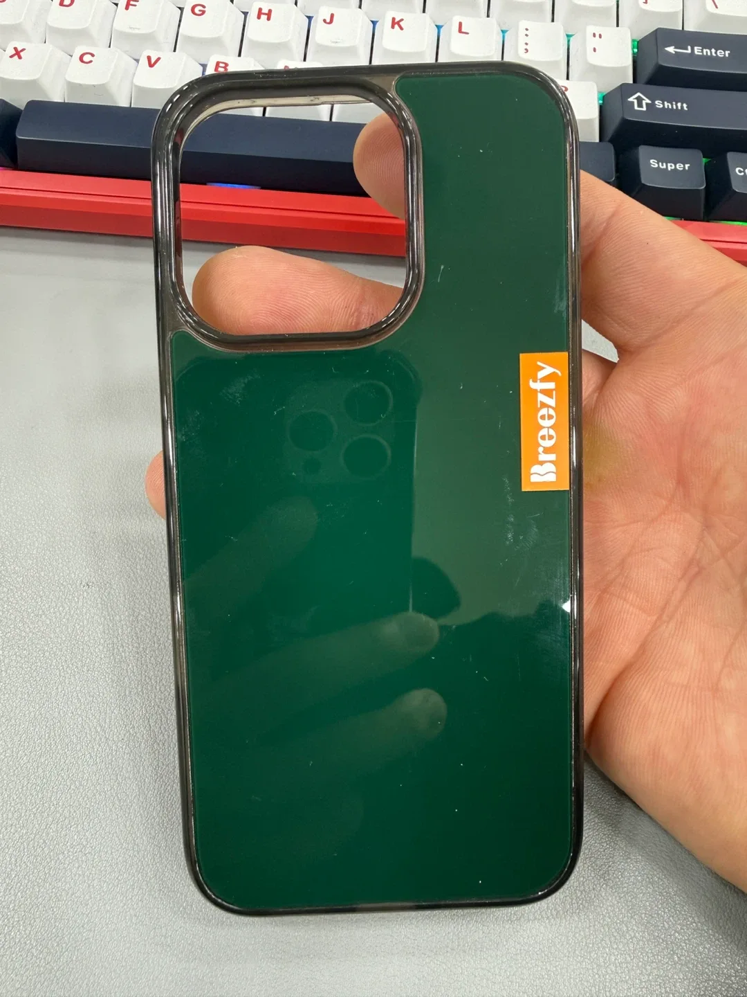 브리즈피 아이폰16프로 케이스 딥그린