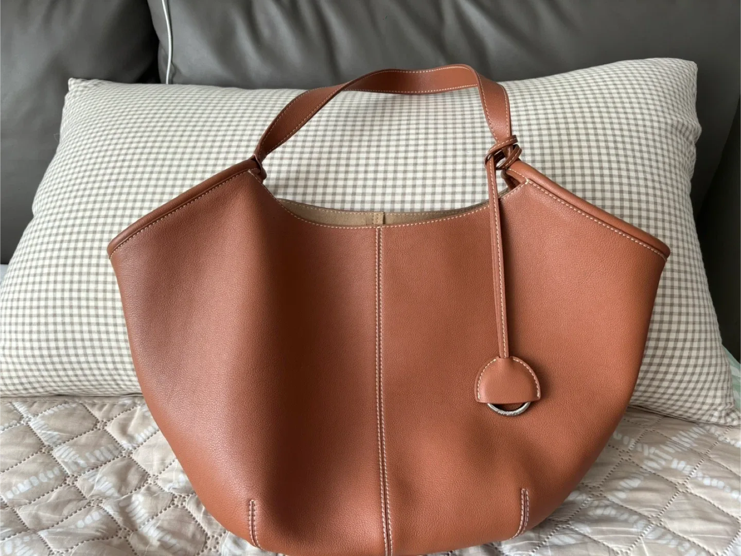 조이그라슨 토트백