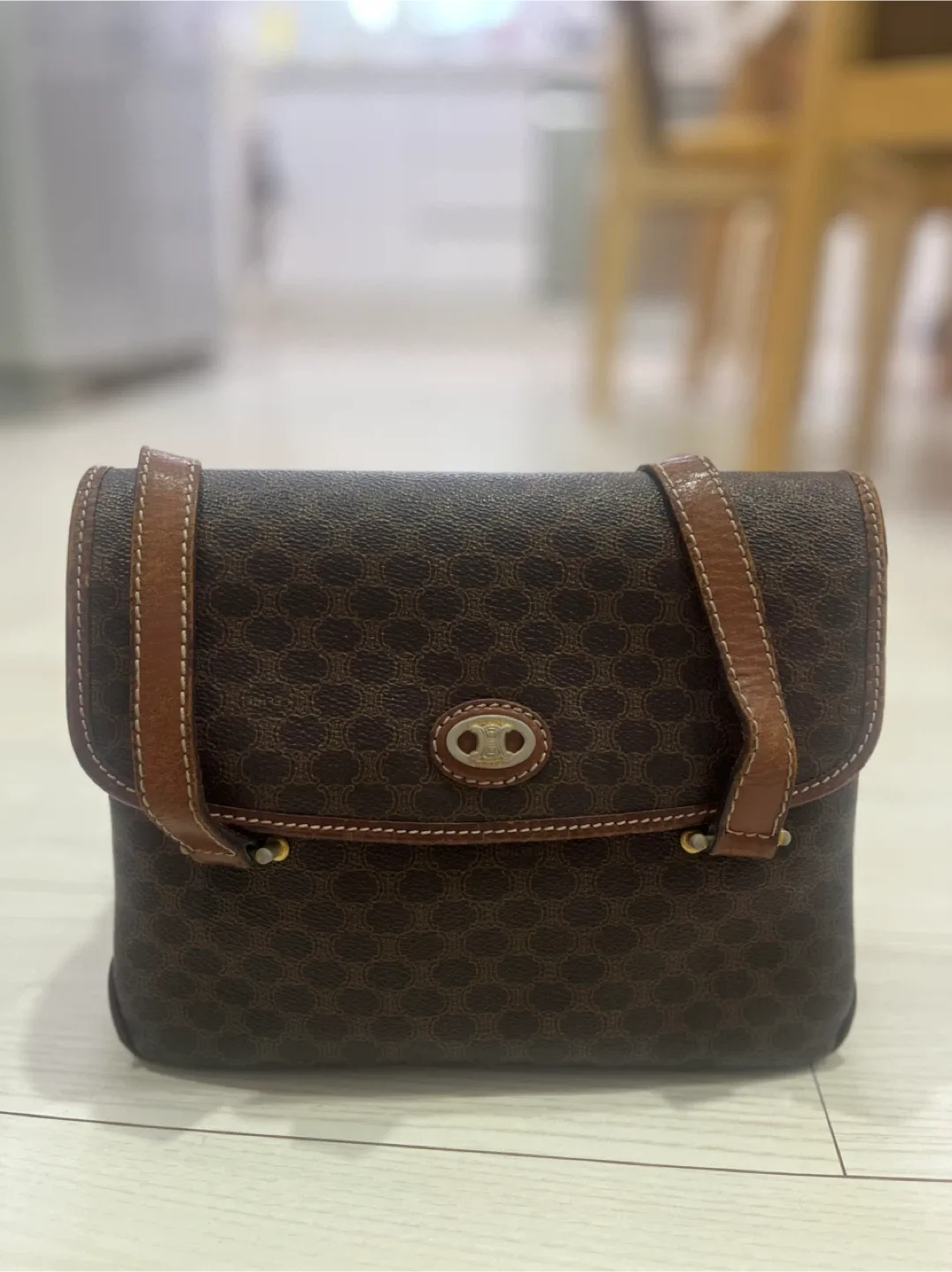 빈티지 정품 셀린느 마카담 숄더백 브라운