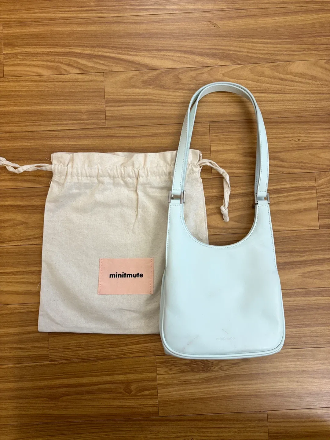 미닛뮤트 리타 백 화이트민트