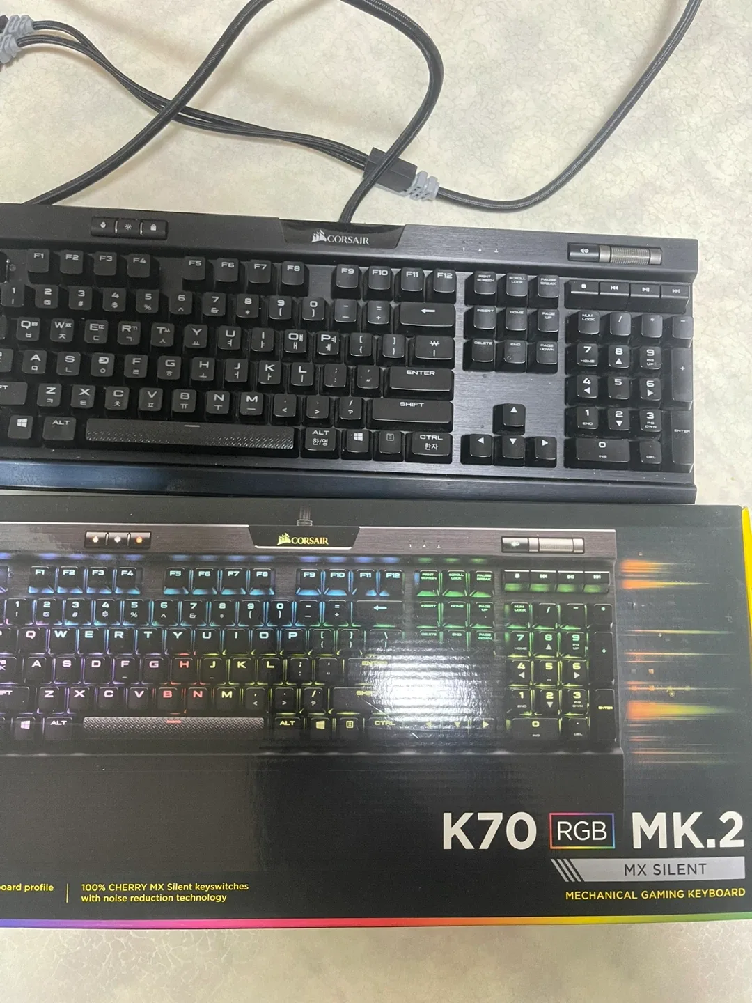 커세어 K70 RGB MK.2 저소음적축 게이밍 키보드(마지막인하)
