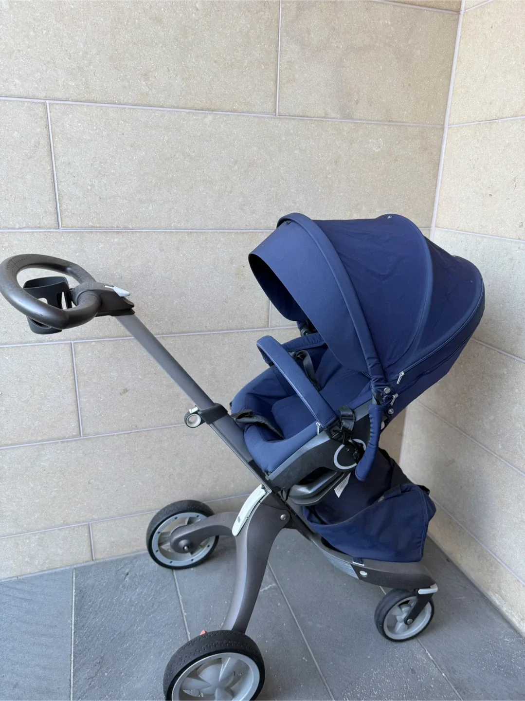 스토케 유모차 네이비
