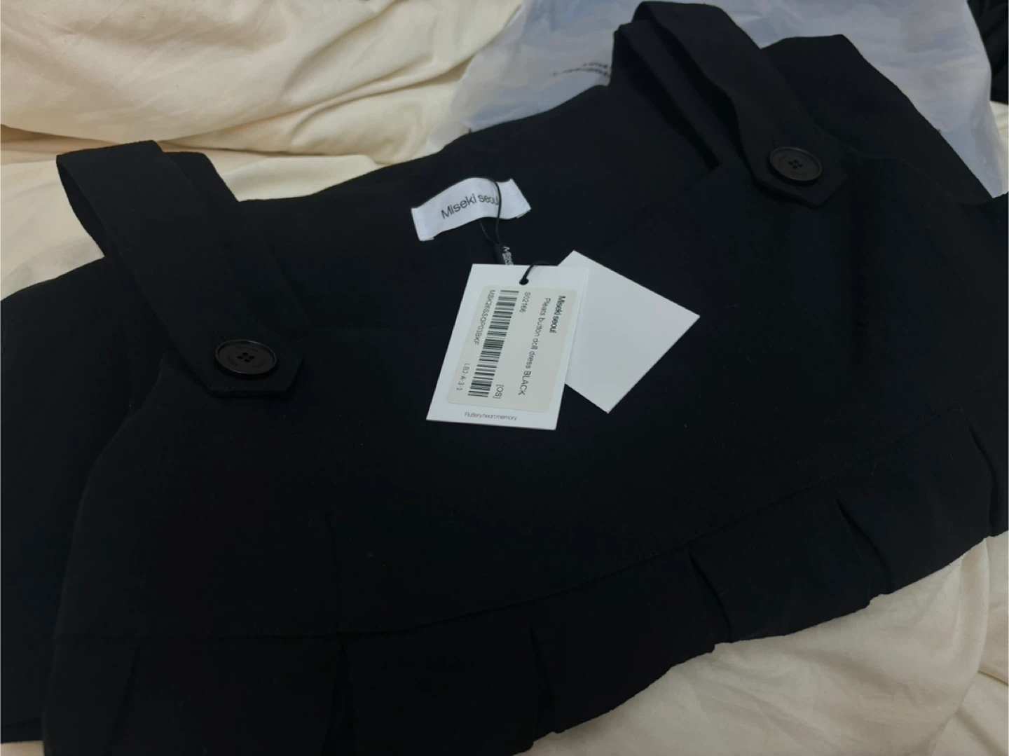 미세키서울 Pleats button doll dress BLACK | 여성의류 | 당근 중고거래