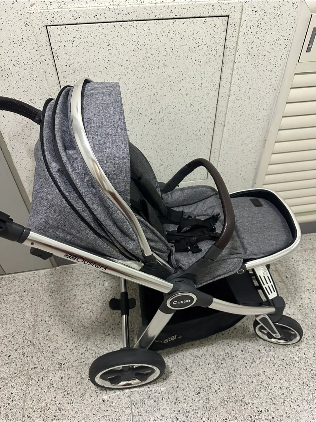오이스터3 디럭스 유모차