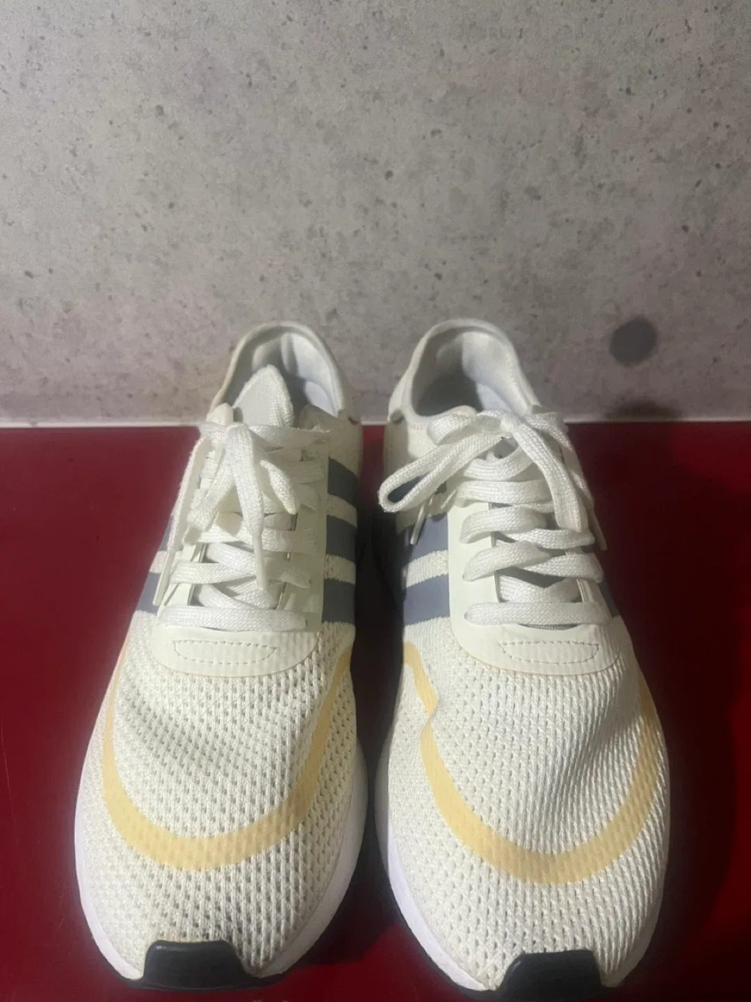 아디다스 N-5923 흰색 운동화